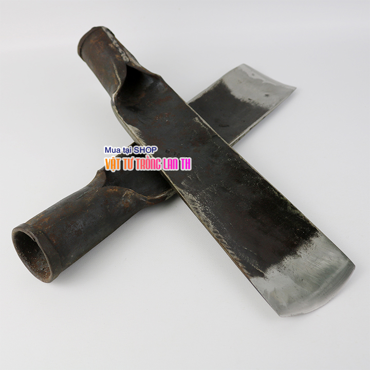 Lưỡi thuổng cong đào đất rèn bằng nhíp oto