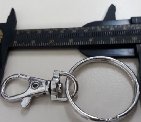 Móc chìa khóa có bấm treo