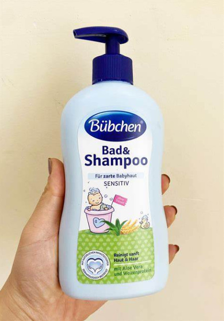 Sữa tắm gội Bübchen Bad & Shampoo (Chai 400ml có vòi)