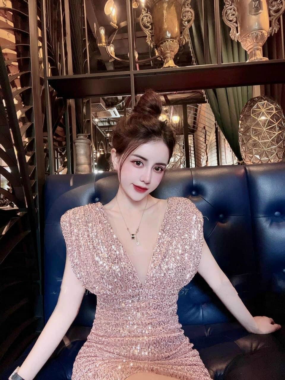 Đầm body kim sa 2 lớp cao cấp siêu xinh y mẫu