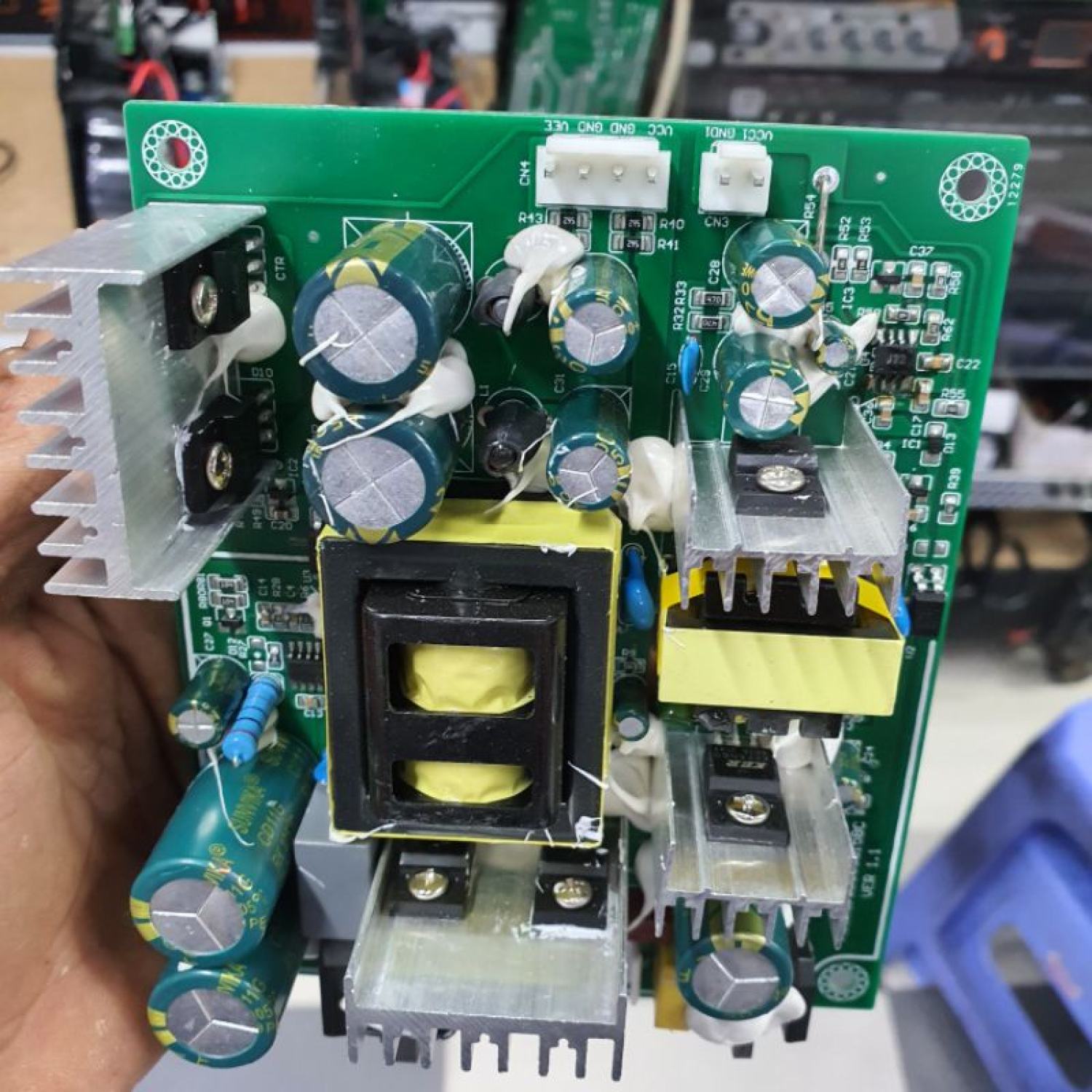 Nguồn Xung Dùng Cho Mạch Loa Kéo +/-30V