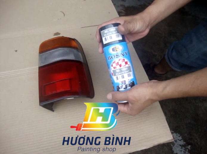 Sơn xịt Bosny Black Tint (Sơn xịt hiệu ứng chóa đèn)
