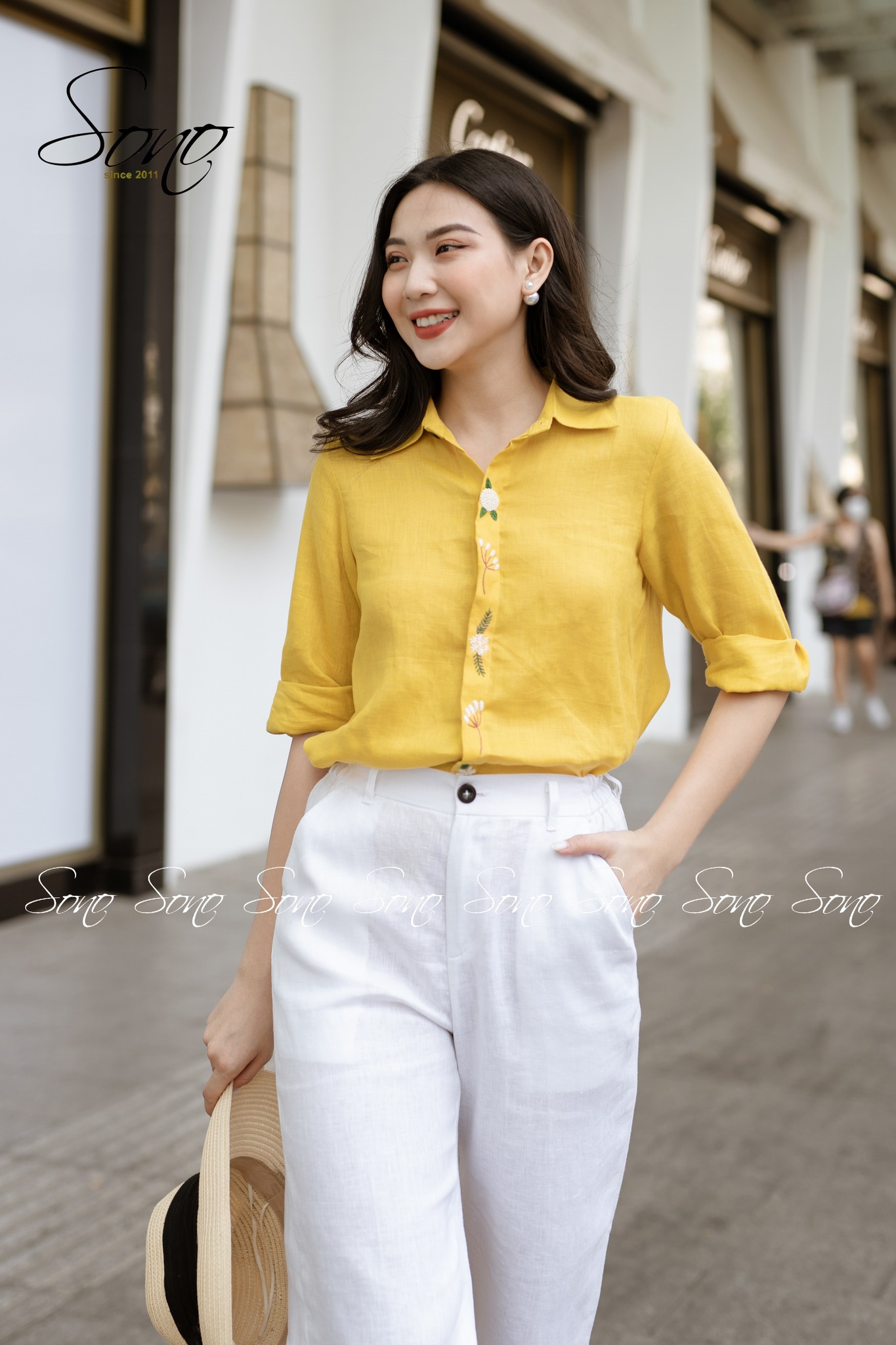 Sono - Áo Sơ Mi Linen Thêu Dọc