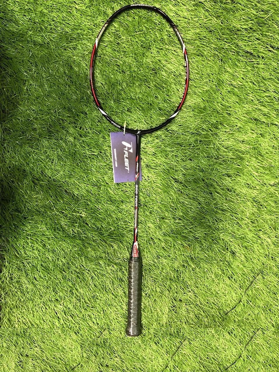 900 tour badminton racket (original)
