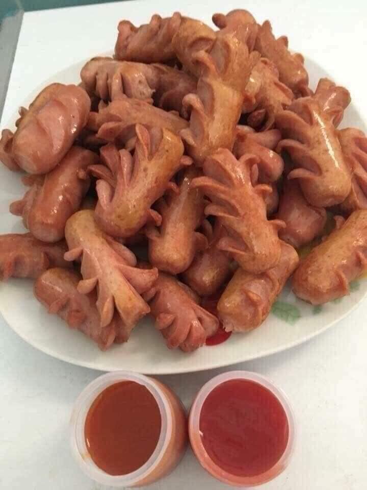 XÚC XÍCH BI TƯƠI (1KG)