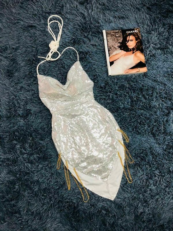 Đầm body kim sa phối xích hông