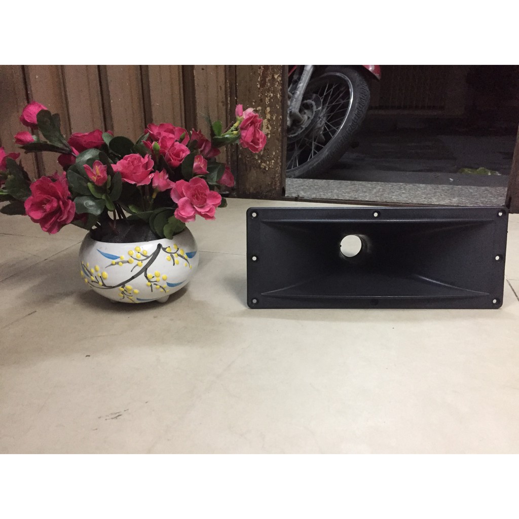 1 CAP HỌNG KÈN LOA SÂN KHẤU (11 X 28)