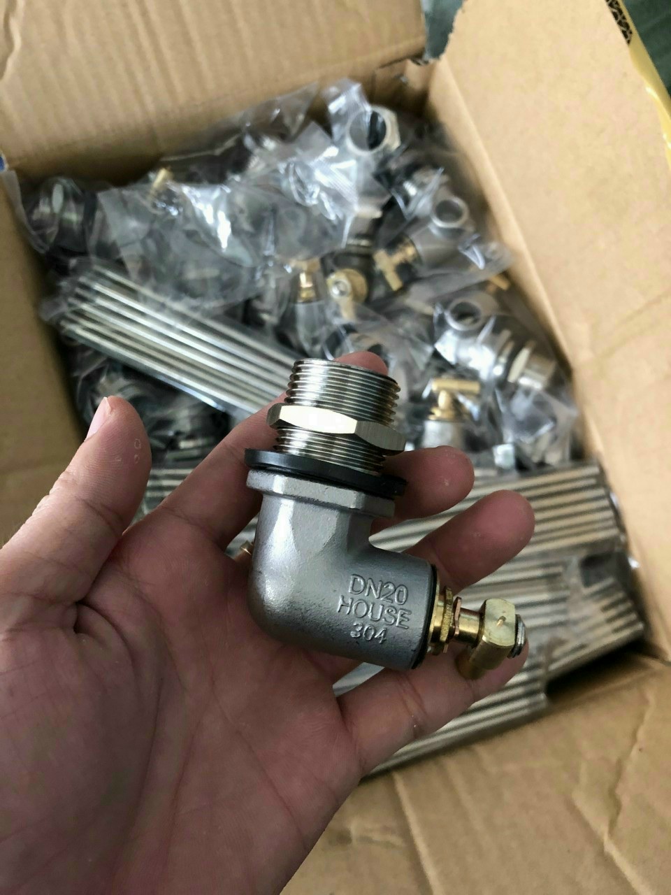 PHAO BỒN NƯỚC - PHAO CƠ tự ngắt INOX 304 phi 21,27