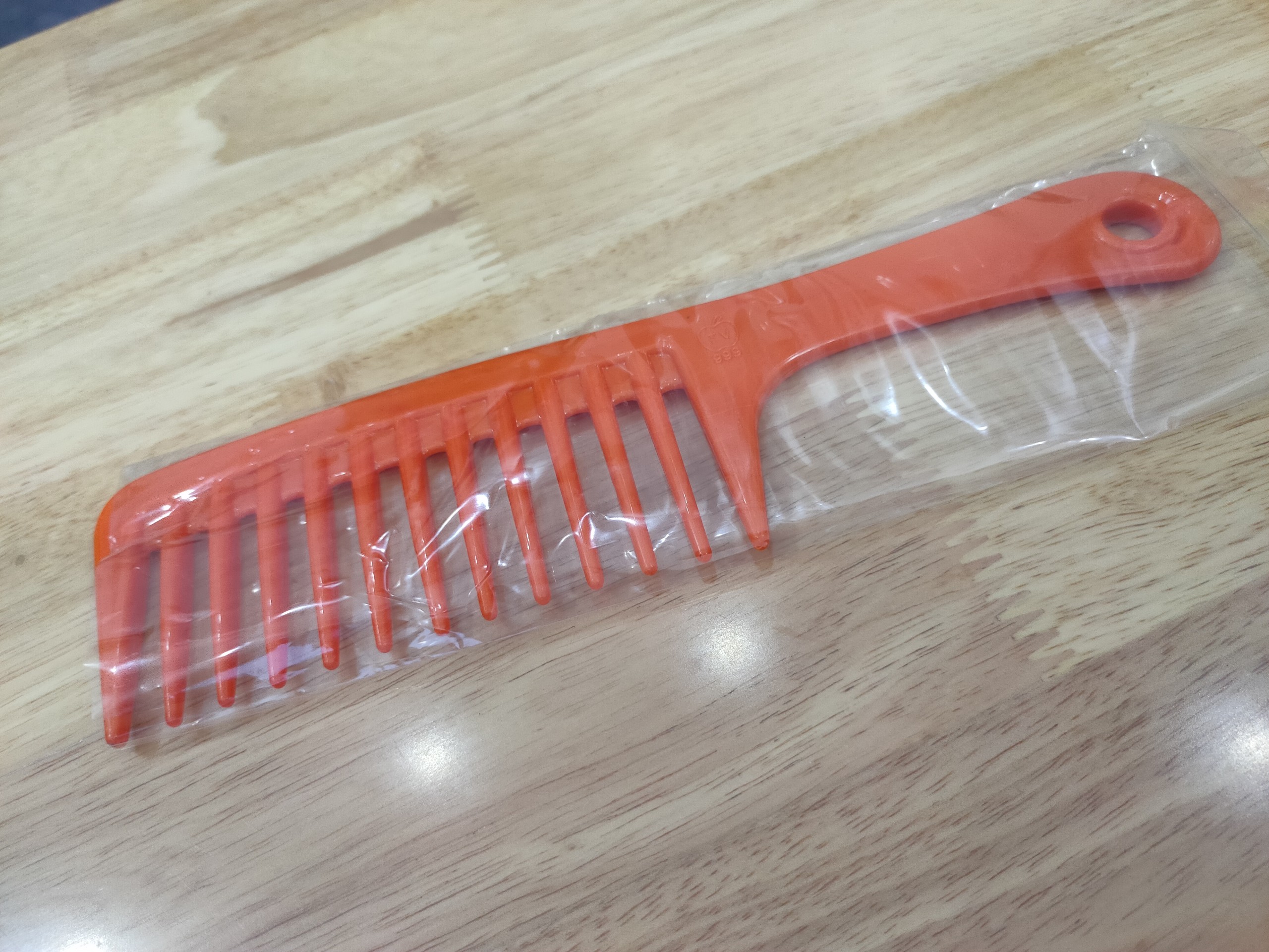 Lược răng thưa dùng để chải tóc uốn  size lớn - phụ liệu tóc