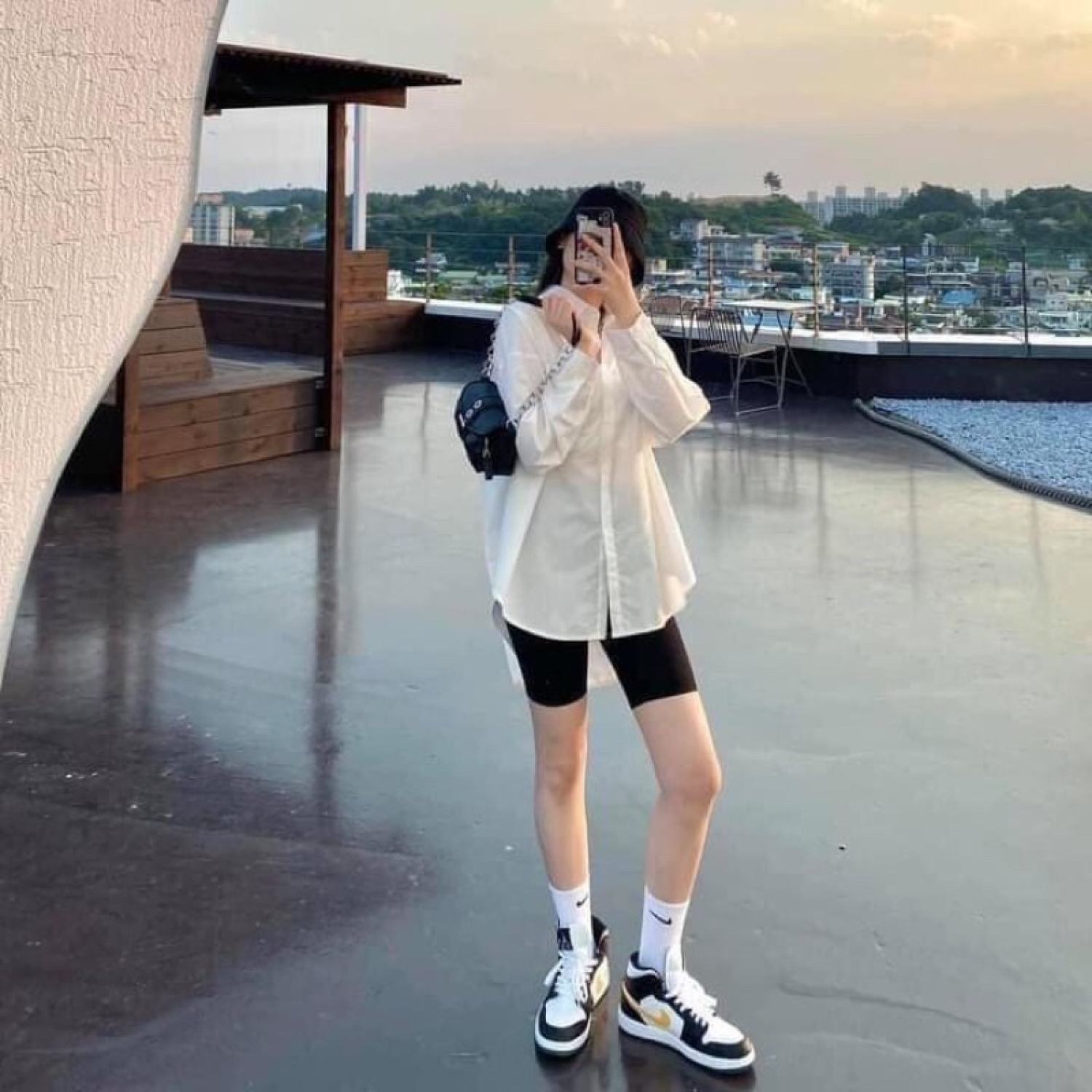 Quần legging đùi nâng mông cạp chun bản to chất thun co dãn(loại đẹp)