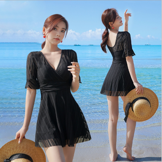 Bikini Đồ Bơi  Nữ 1 Mảnh Kín Đáo Phong Cách Hàn Quốc