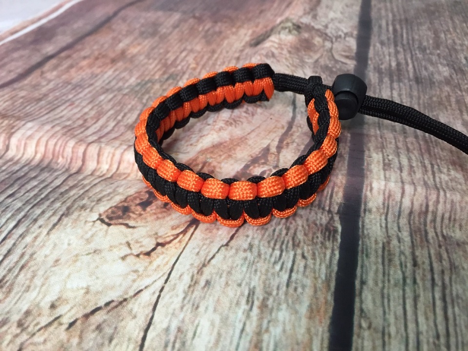 Dây đeo máy ảnh cổ tay style