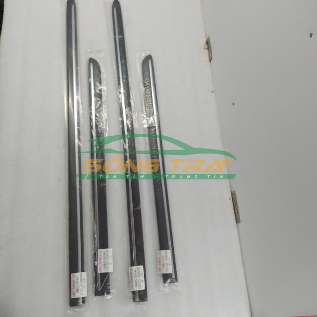 NẸP SƯỜN CỬA VIOS 2003-2005 CÓ CHỈ MẠ (GIÁ 1 CÁI, SHOP SẼ GỌI ĐỂ CHỐT VỊ TRÍ CÁNH)