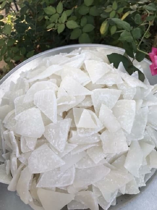 Mứt Dừa Non Dạng Miếng - Hàng Mới - 100G