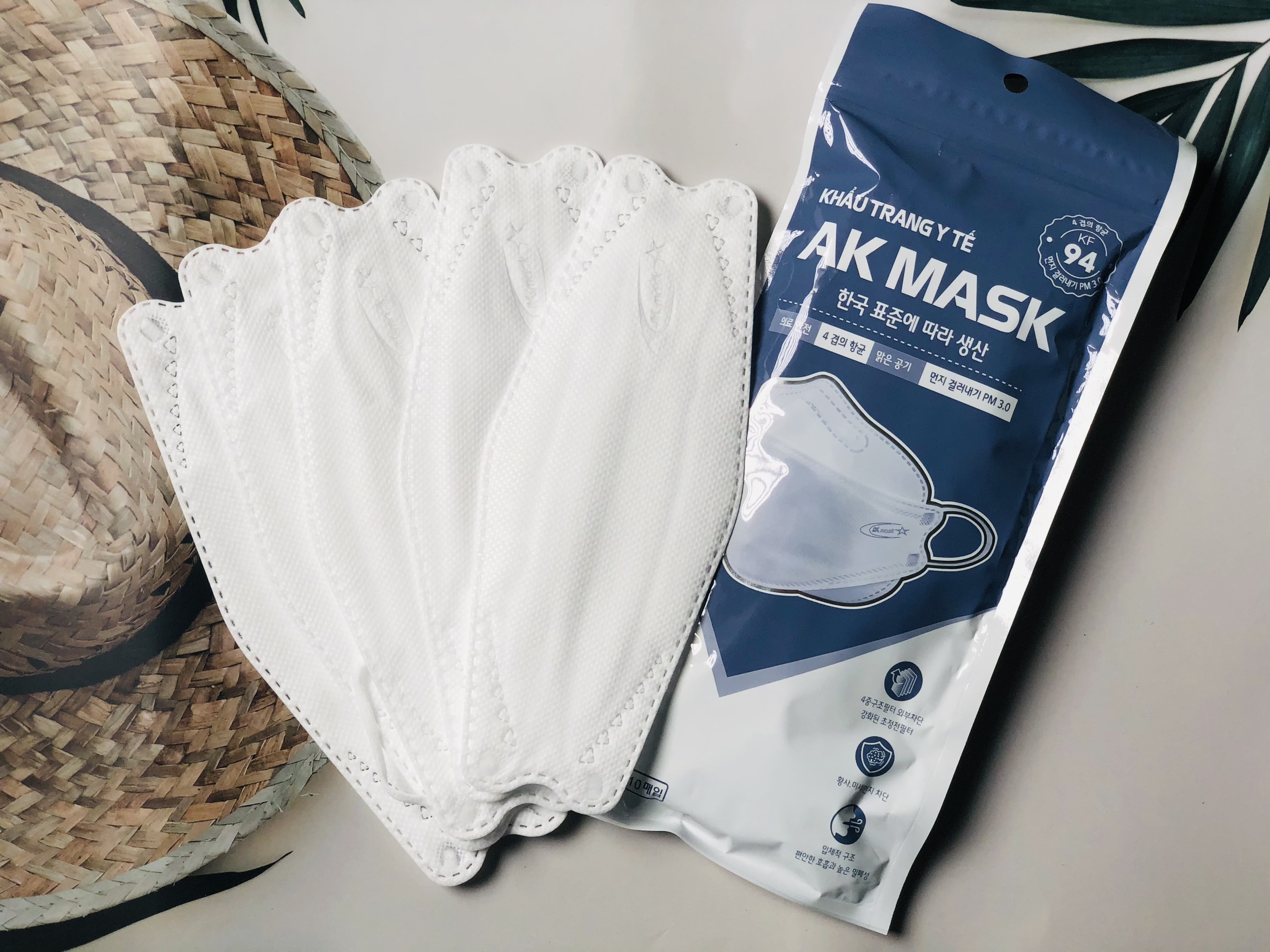 [COMBO 20 CÁI] KHẨU TRANG KF94 AK MASK - CHỐNG BỤI, KHÁNG KHUẨN, DÂY ĐEO THUN ÊM TAI, THỜI TRANG CAO CẤP