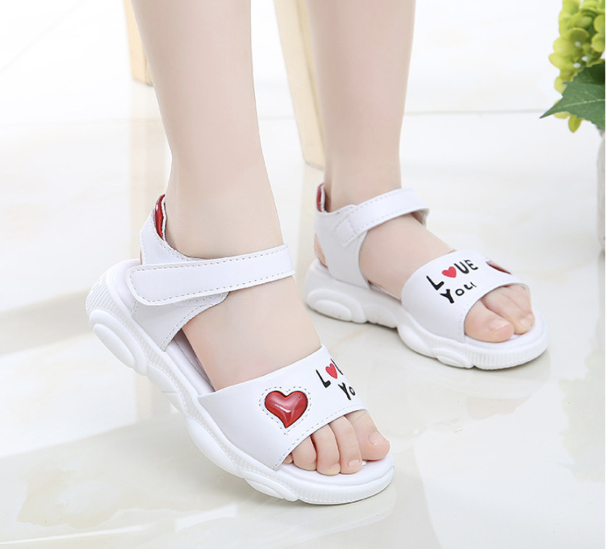 Giày sandal cho bé gái 2 màu dễ thương ES006