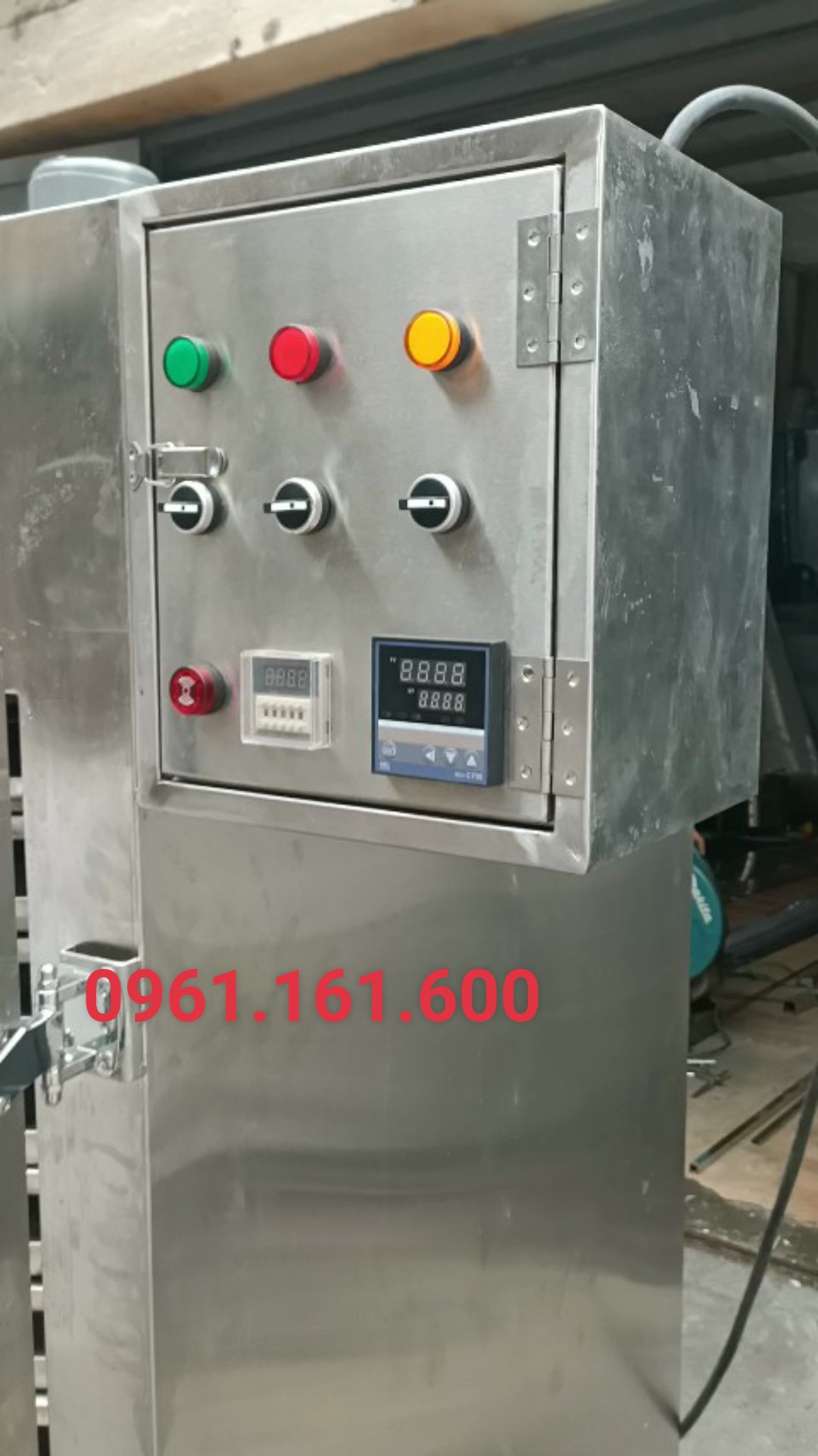 TỦ SẤY NẤM  DẠNG XOAY 12 KHAY