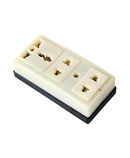 10 ổ cắm 3 ngả