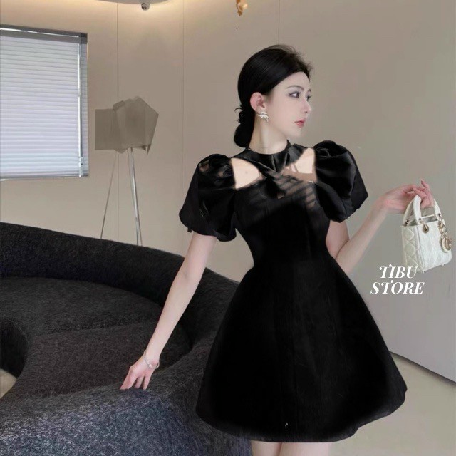 Đầm Tapta Cổ Chéo