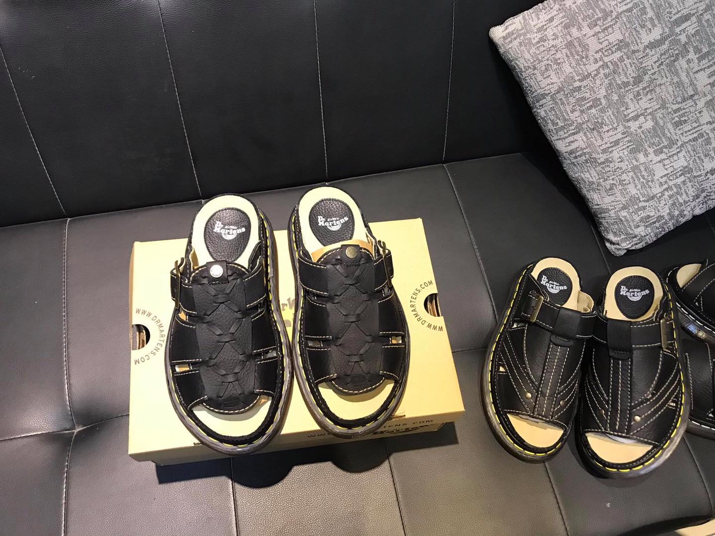 [HCM][ Lương về ] Dr.martens 2014 chính hãng thái lan [ free ship ] bảo hành 24 tháng