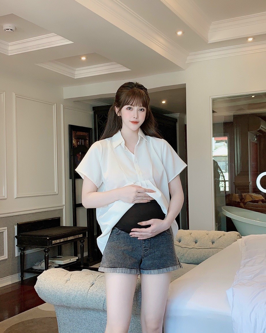 Quần bầu short jean, quần sooc bầu cực dễ mix đồ( hàng có sẵn giao ngay)