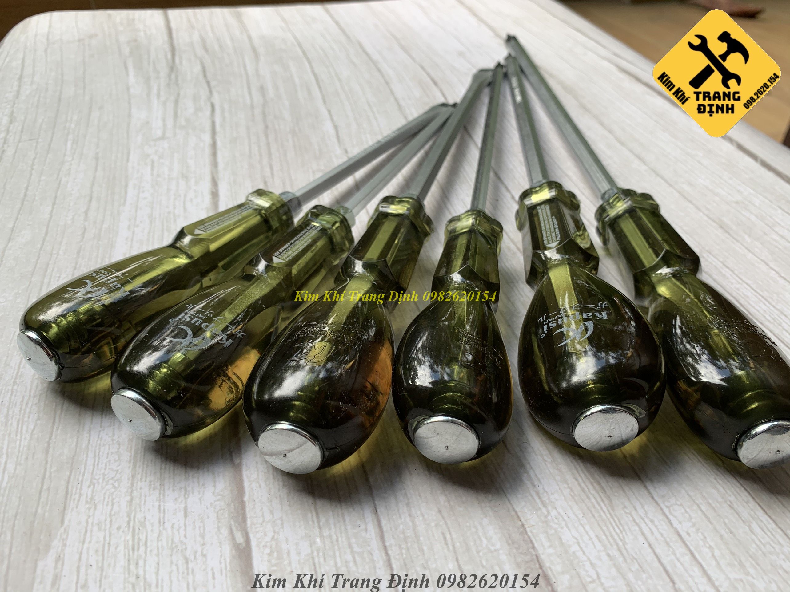 Tô Vít Đóng Nhật Bản 2 Cạnh và 4 Cạnh (chiều dài 150 – 200mm) - phi 6 và phi 8 - 1 chiếc