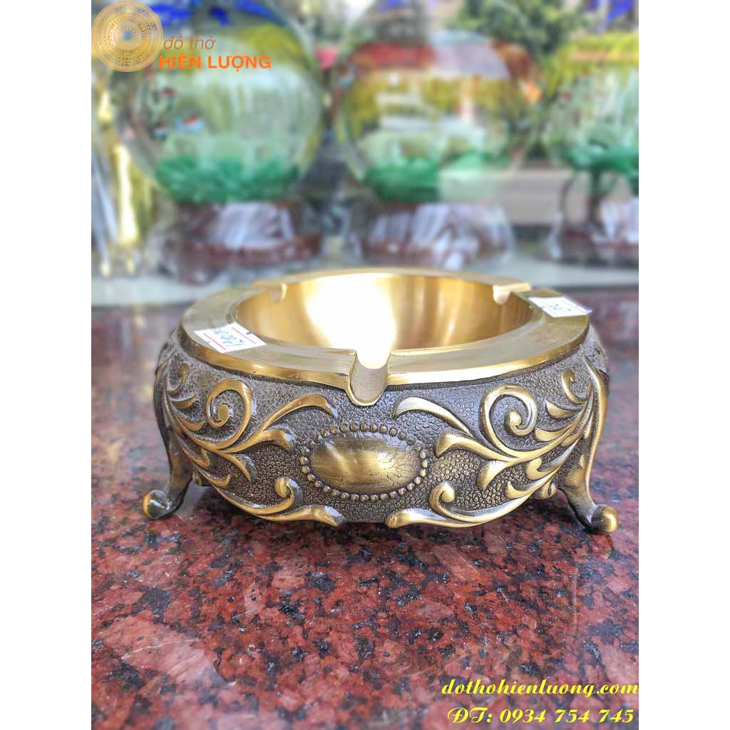Living room decorative brass ashtray