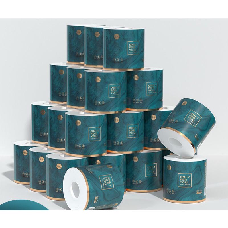 Khăn giấy lụa 4 lớp có lõi mềm mịn và dai (dạng cuộn)