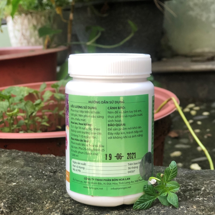 Phân Bón NPK 15-30-15 Tám Ngọc -100g