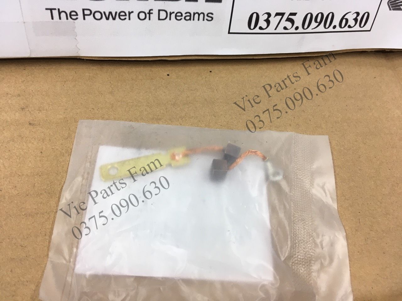 BỘ THAN ĐỀ/CHỔI THAN DREAM 100cc/ WAVE A/S/RS/RSX 100cc HONDA