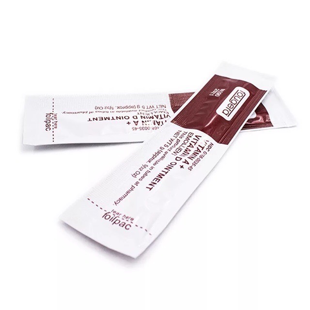 Dưỡng môi gói vitamin AD 100 gói