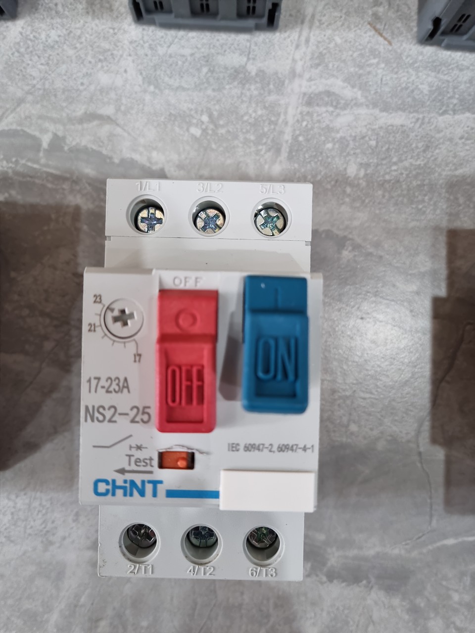 CB chỉnh dòng NS2-25 Chint - 17-23A