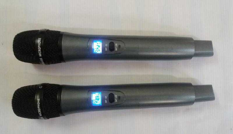 Micro không dây Shure U980