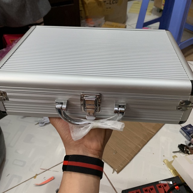Cốp đựng chất liệu nhôm cao cấp