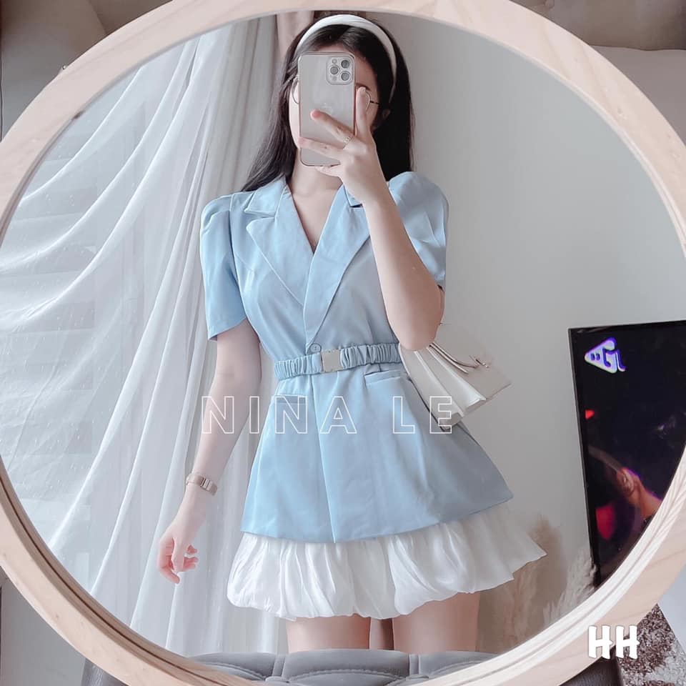 Set áo vest xanh chân váy trắng