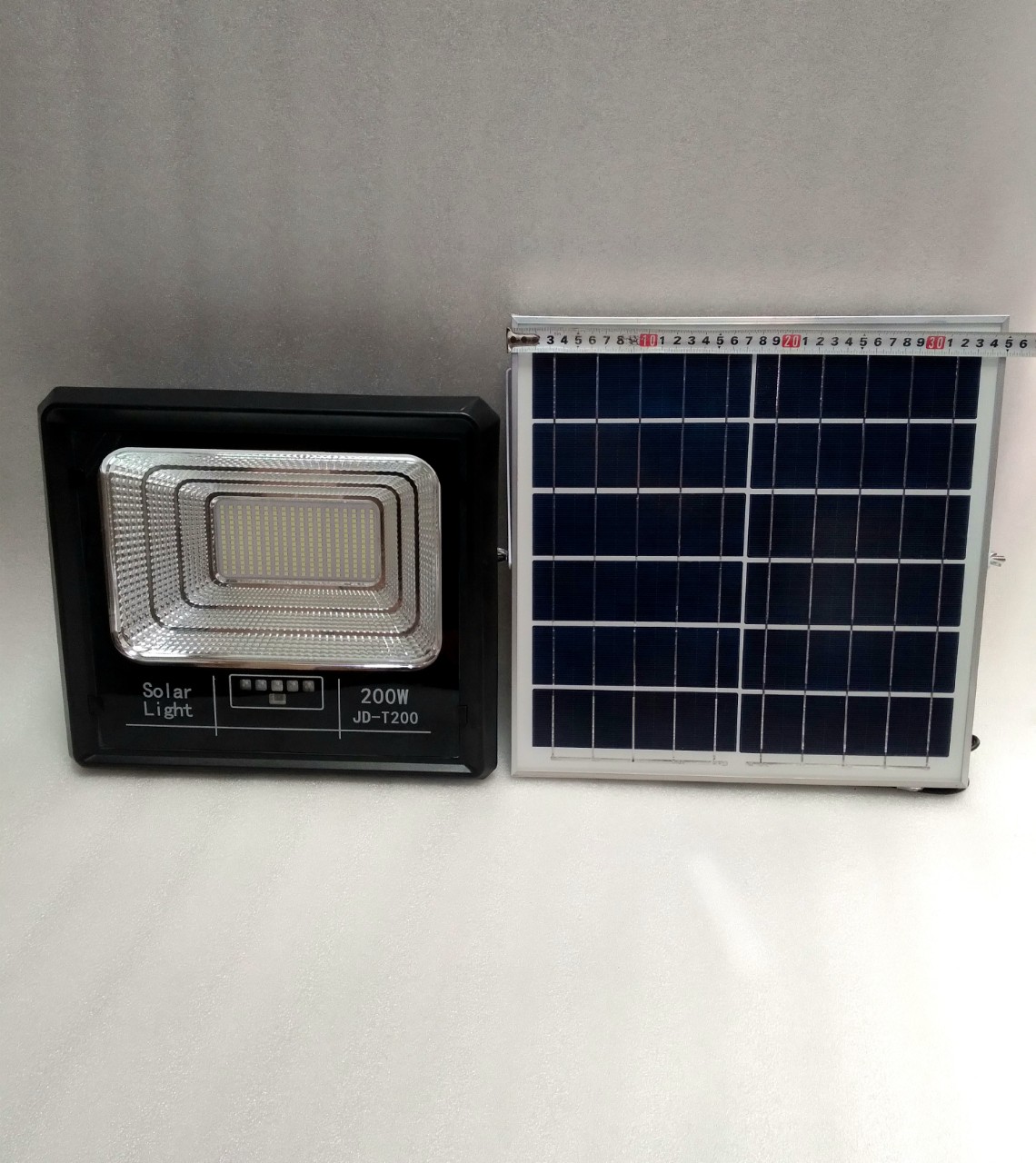 Đèn Pha Năng Lượng Mặt Trời Jindian JD T200 ( 200w )