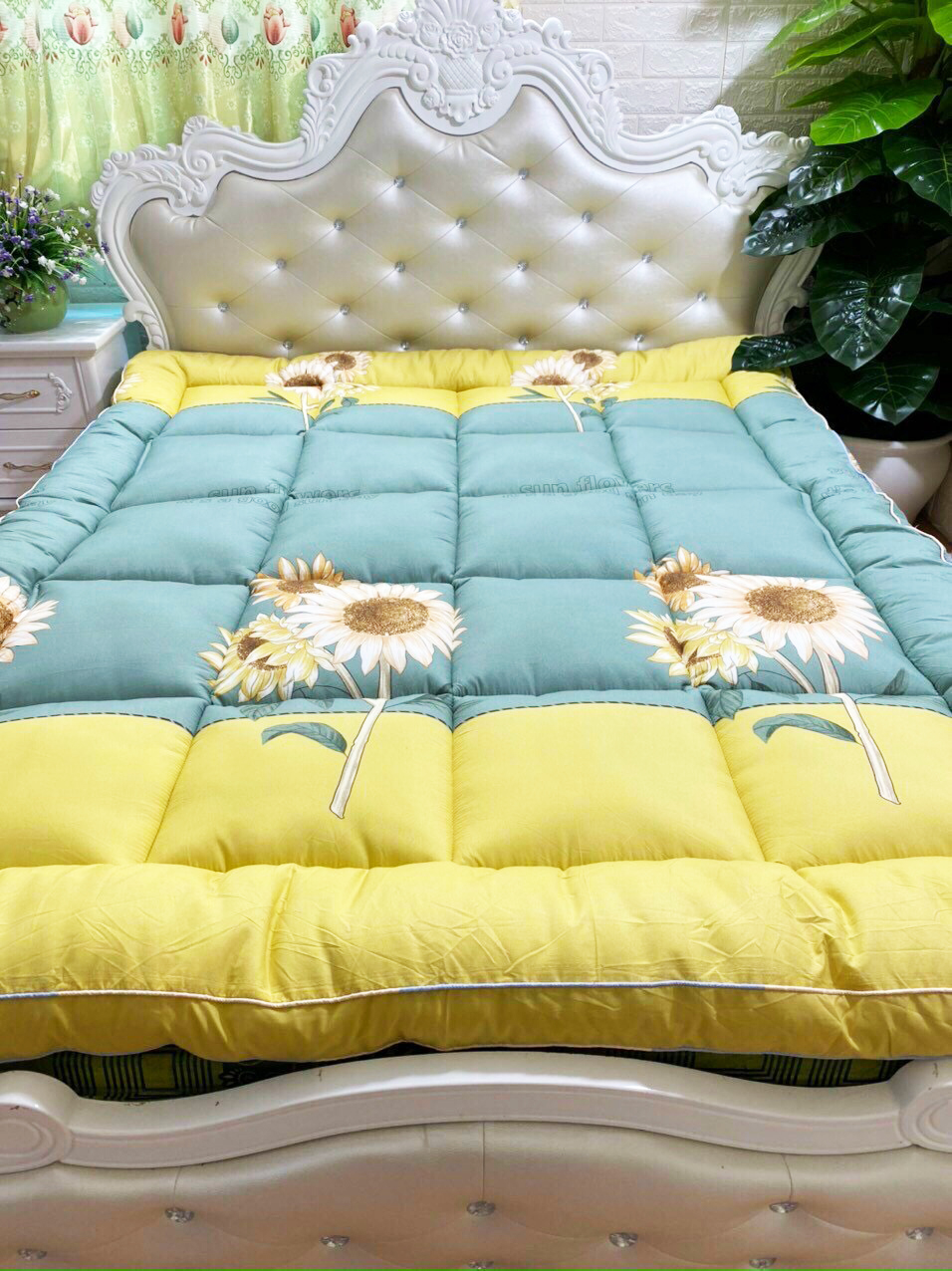 Nệm topper tấm làm mềm nệm đa năng.