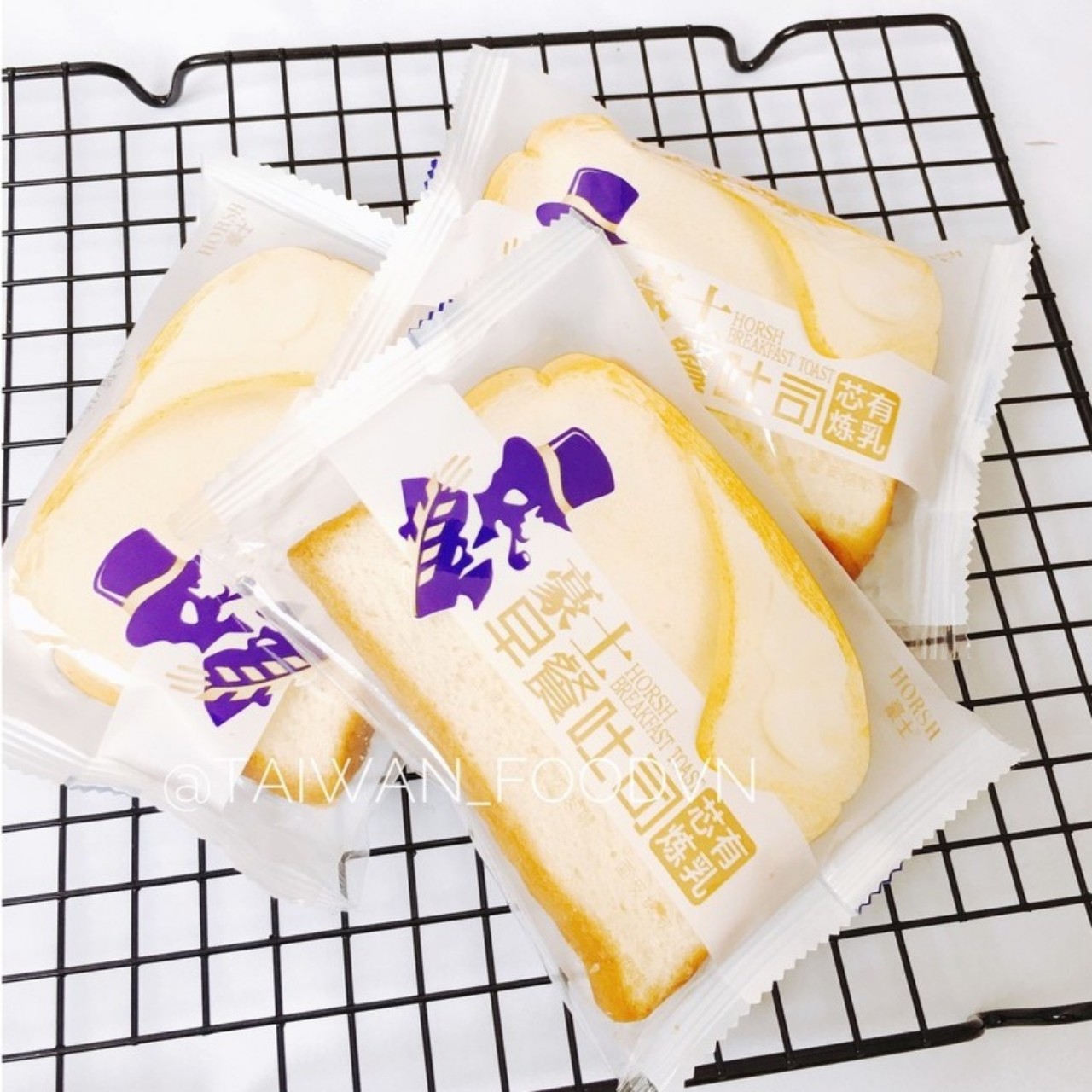 5 CÁI BÁNH SANWICH SỮA CHUA  HORH