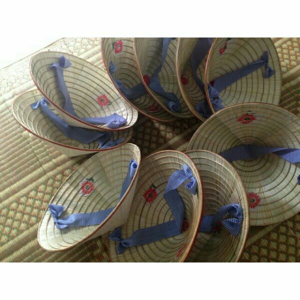 Nón lá size nhỡ 35cm người lớn trẻ em đều đội được