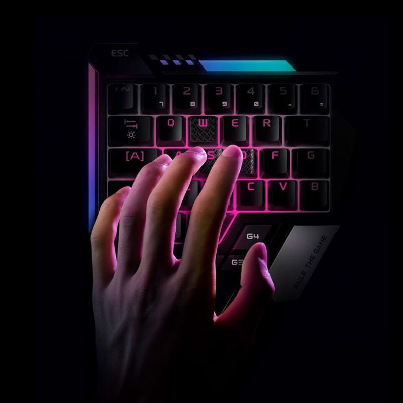 Bàn phím cơ một tay Flydigi D1 dùng cho IOS,Android,PC Full LED
