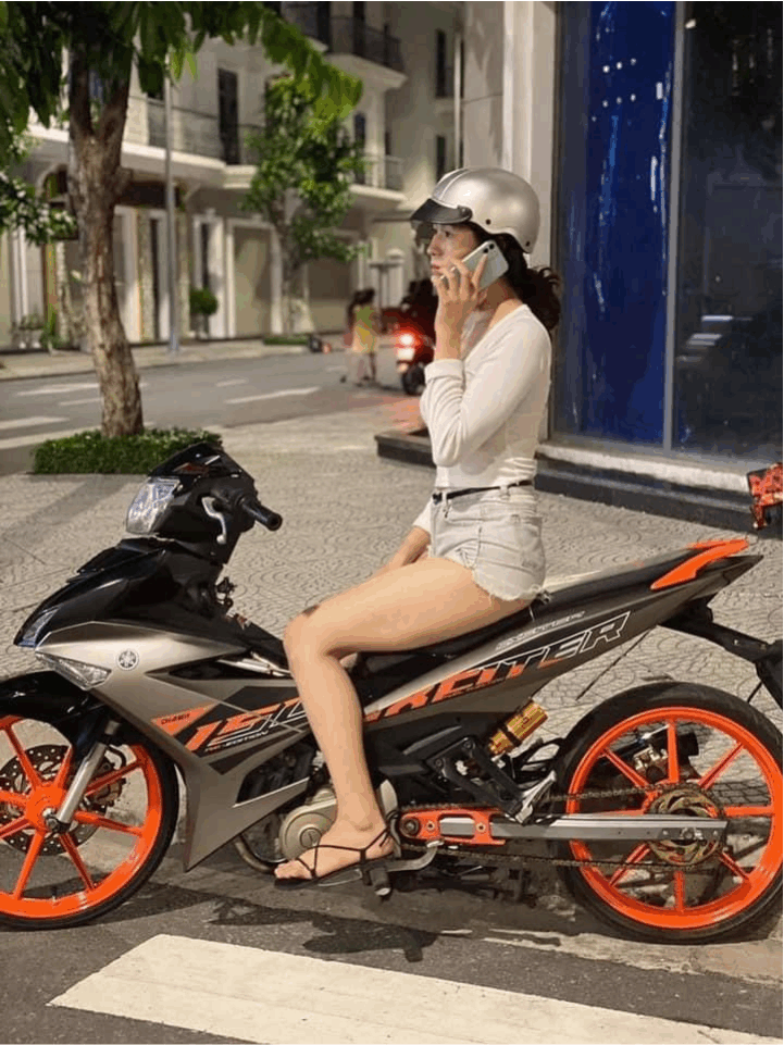 Tem trùm xe exciter 150 xám chỉ cam mẫu mới  -  Tem dán xe máy exciter 150  thiết kế theo yêu cầu - tem xe exciter 150 xám chỉ cam độ chế đẹp và rẻ chất