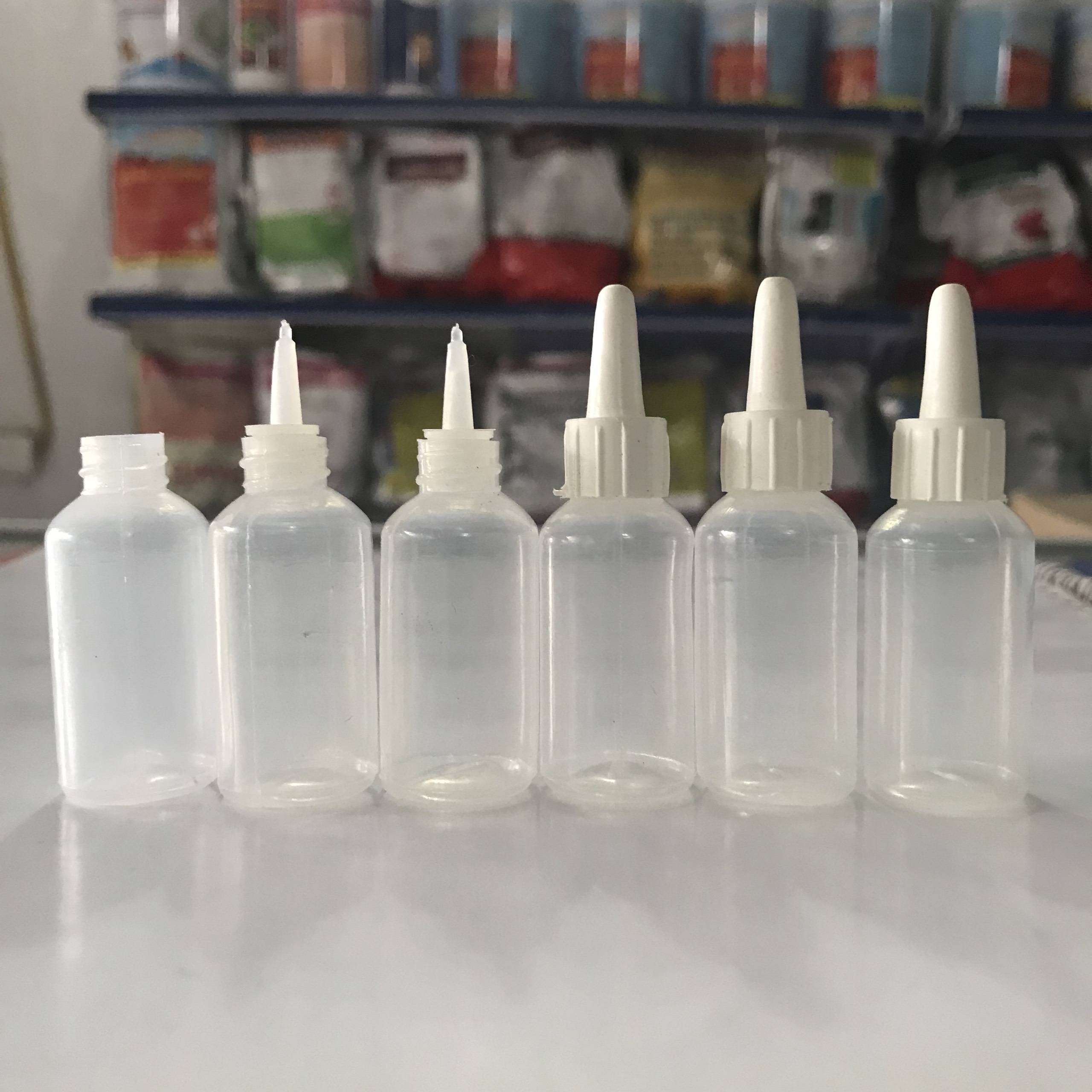 100 lọ nhựa san chiết 10ml