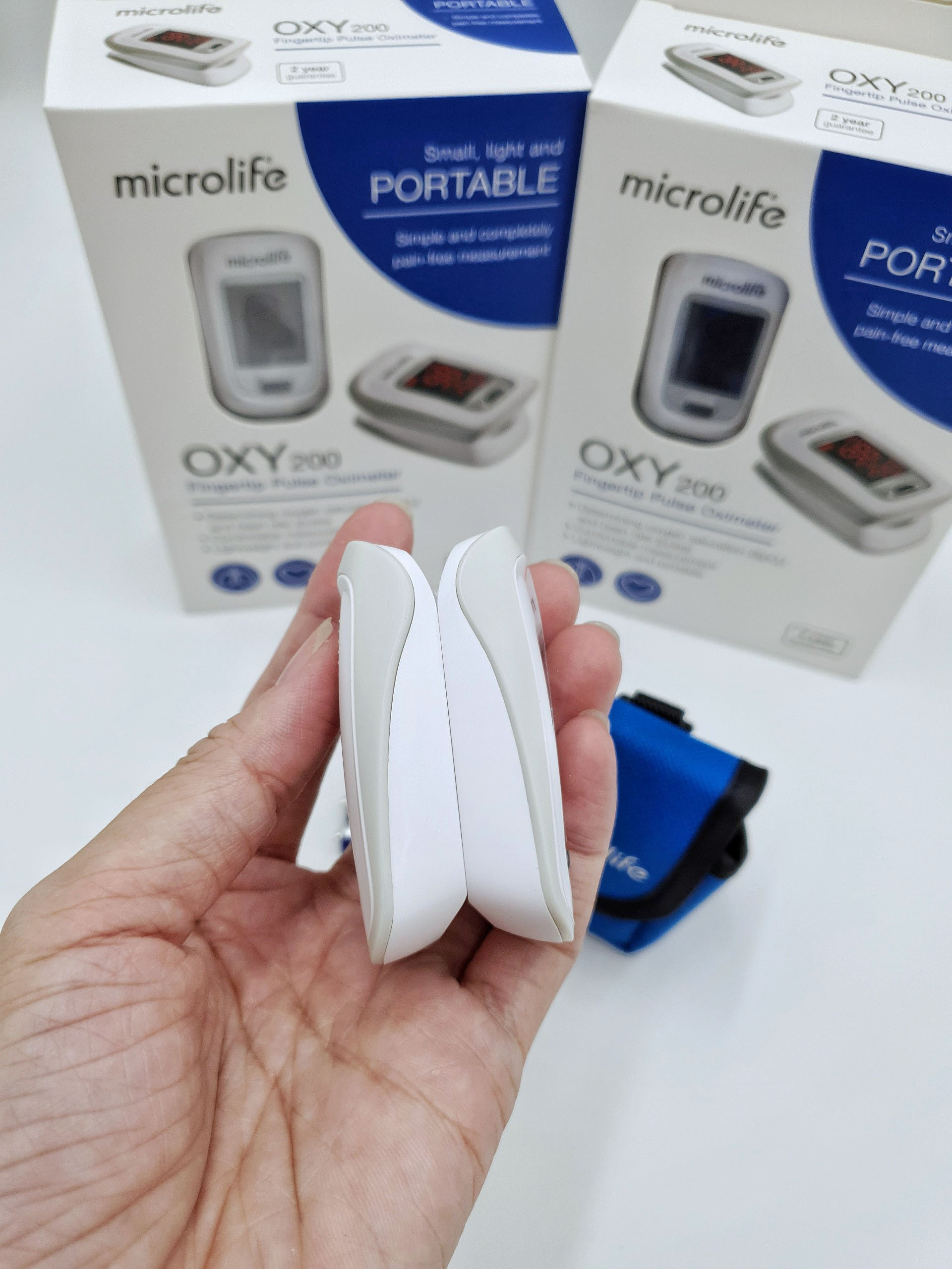Máy đo nồng độ oxy trong máu Microlife OXY 200 ( Bảo hành 2 năm )
