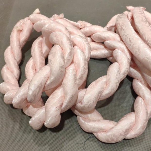 Mấn đội đầu hoa nhí??Mấn cài tóc, phụ kiện áo dài đẹp