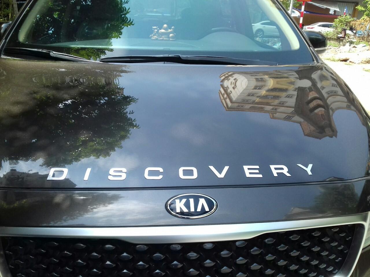 Tem logo chữ nổi DISCOVERY trang trí xe (bạc)