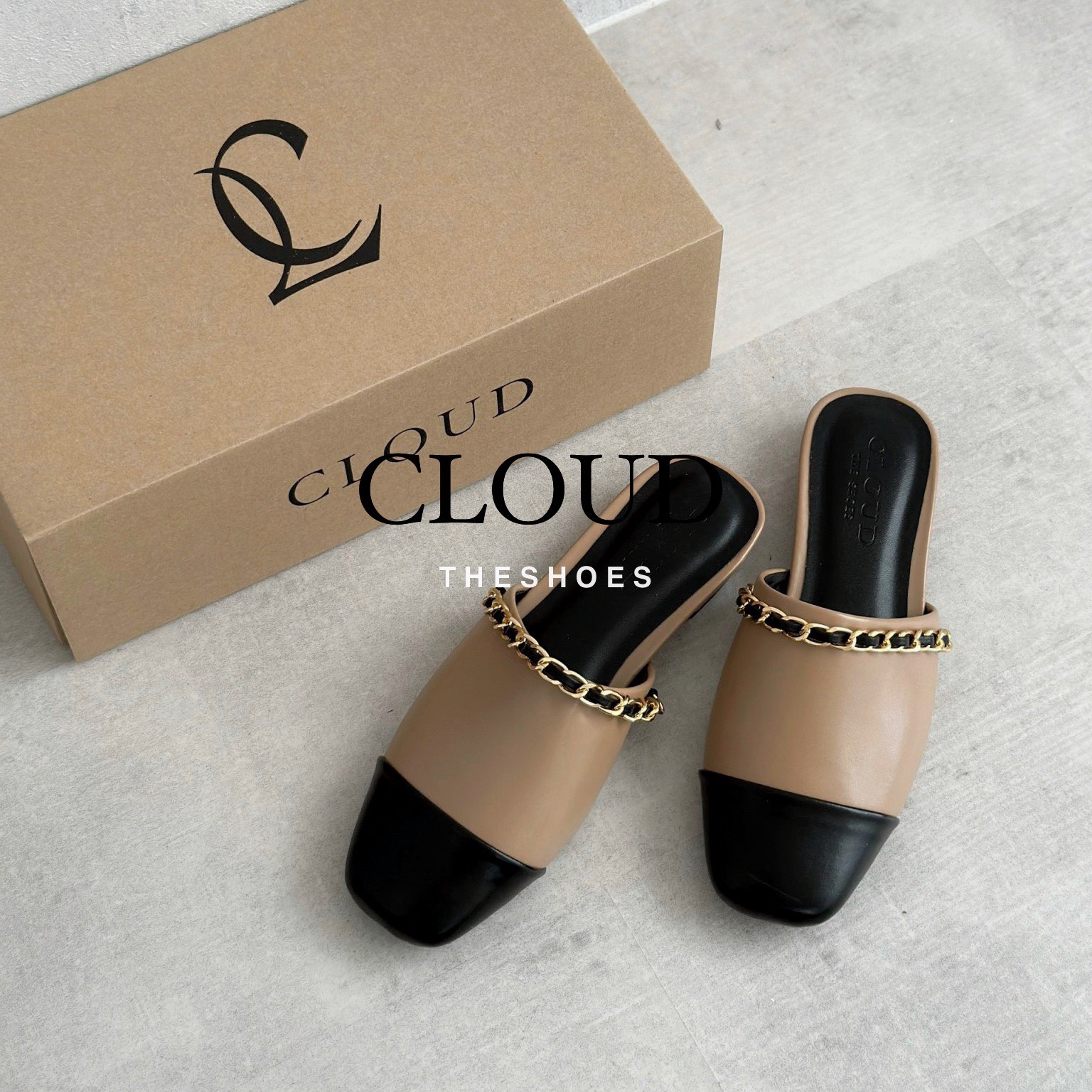 Giày bệt bít mũi quai xích