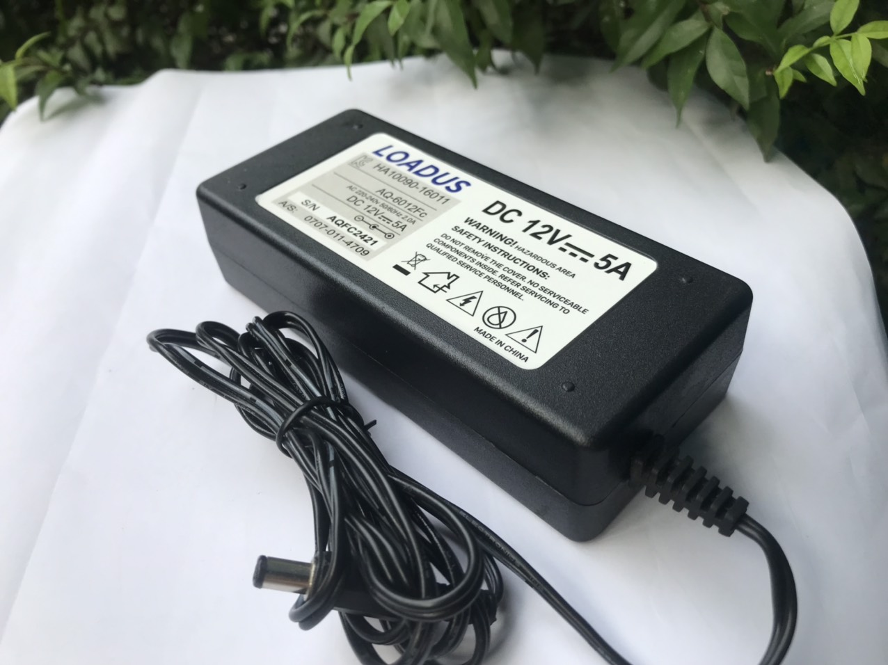 Adapter nguồn 12V 5A xịn giá rẻ.