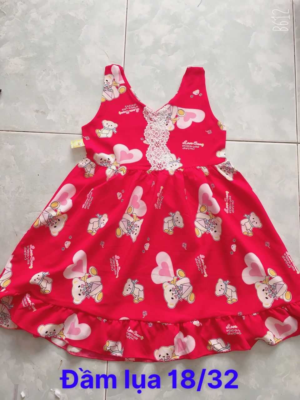 đầm lụa cho bé