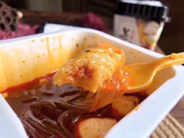 MIẾN HẢI SẢN CÓ VIÊN THẢ LẨU