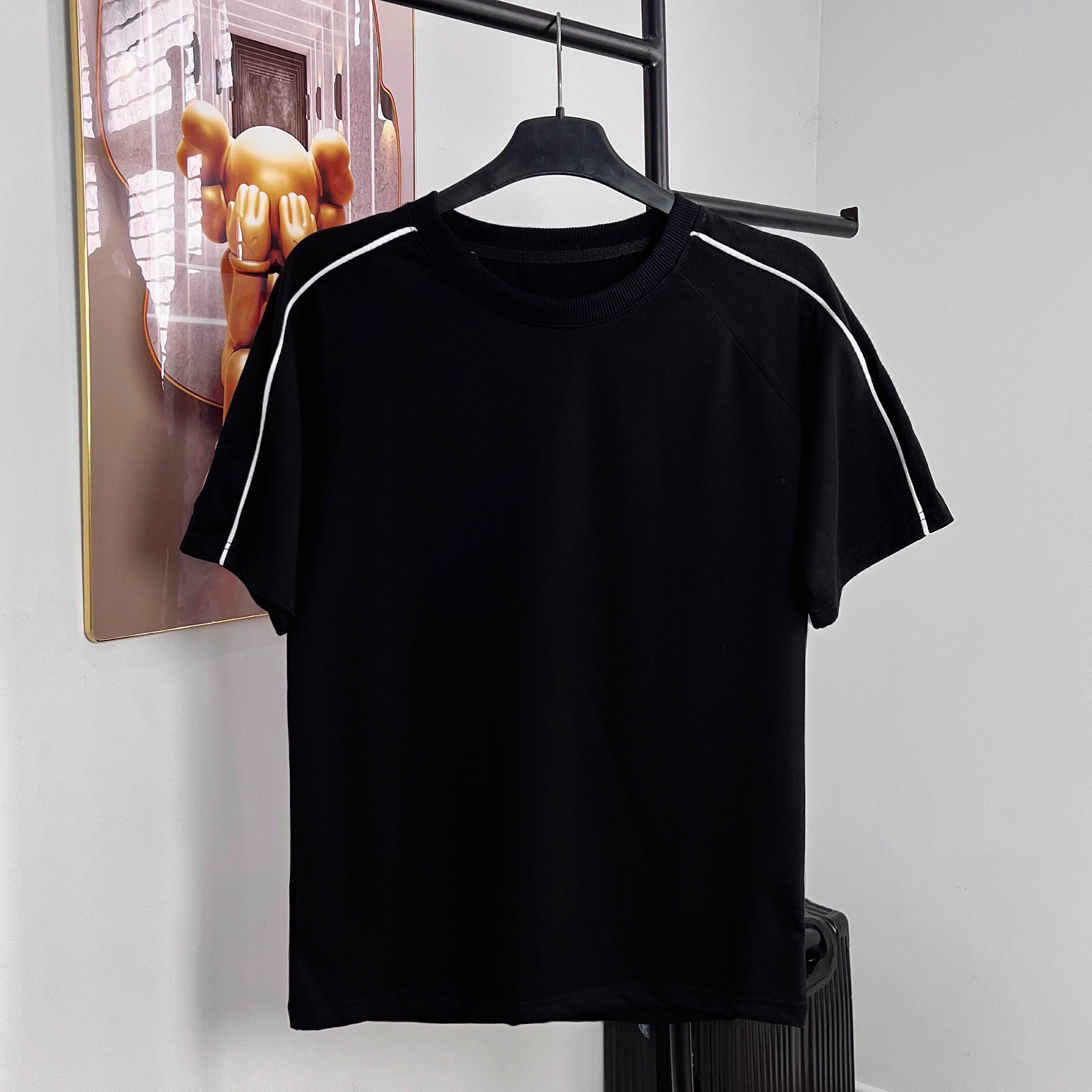 Áo thun nam nữ cổ tròn thêu phố viền rất đẹp vải coton co dãn 4 chiều thời trang cao cấp hàng shop Quang_thời_trang